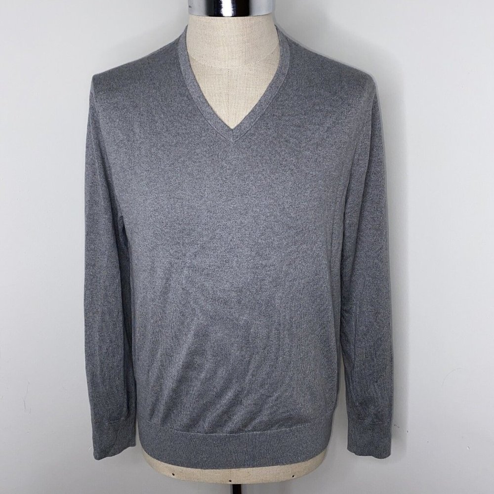Banana Republic Men Gray Sweater V Neck  Size L Silk Cashmere Pull Over
